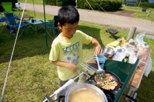 キャンプ　子ども　手伝い